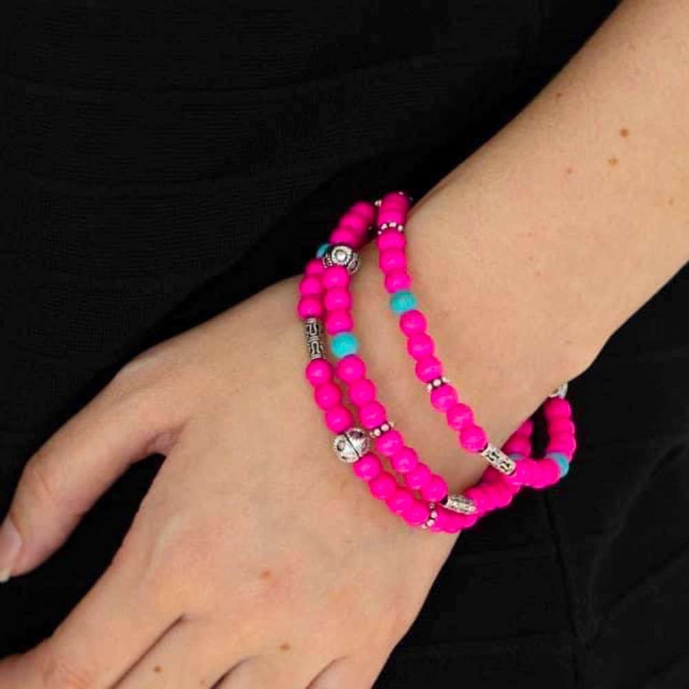 Paparazzi Bracelet & Necklace!